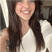 Offro lezioni private a bambini ed adolescenti, adattandole alle loro capacità e assistendoli nella comprensione